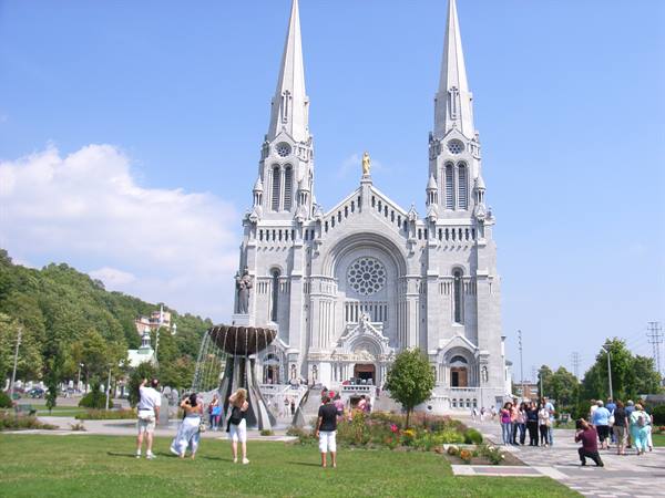 BEAUPRE' - BASILICA ST ANNE