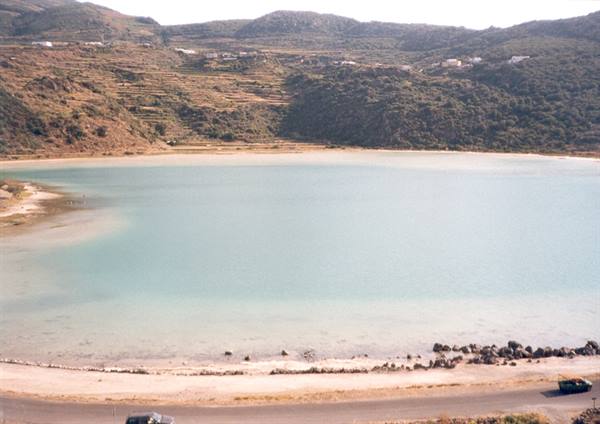 PANTELLERIA - LAKE OF VENUS