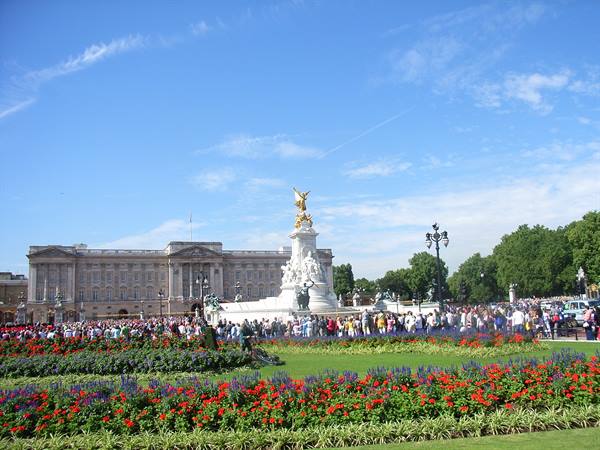 LONDON - ROYAL PALACE