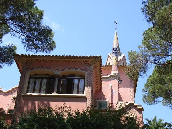 BARCELONA - PARQUE GUELL BY GAUDI'