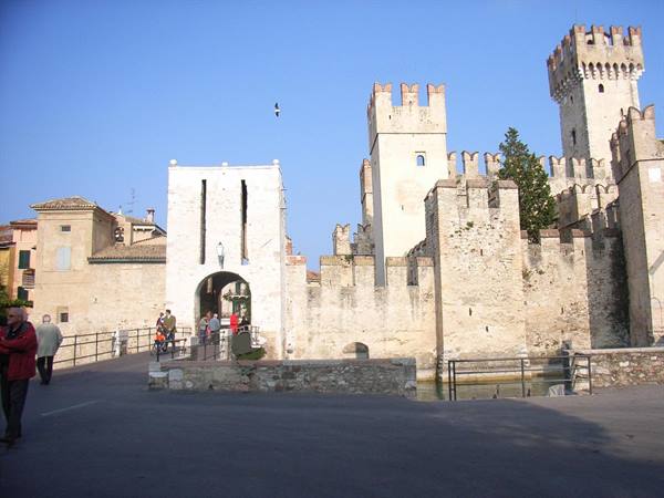 SIRMIONE - CASTLE