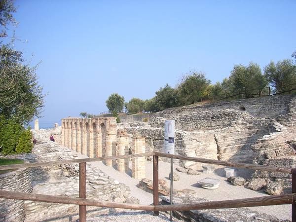 SIRMIONE - GROTTOES OF CATULLUS