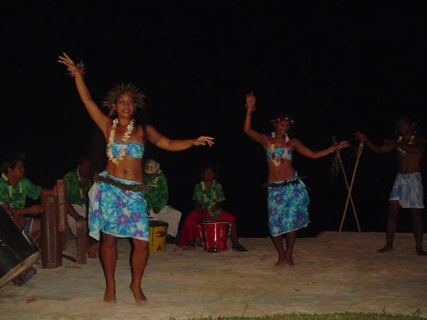 POLYNESIAN DANCES