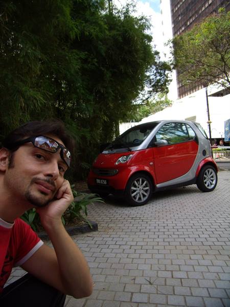 aaah... my little smart car...