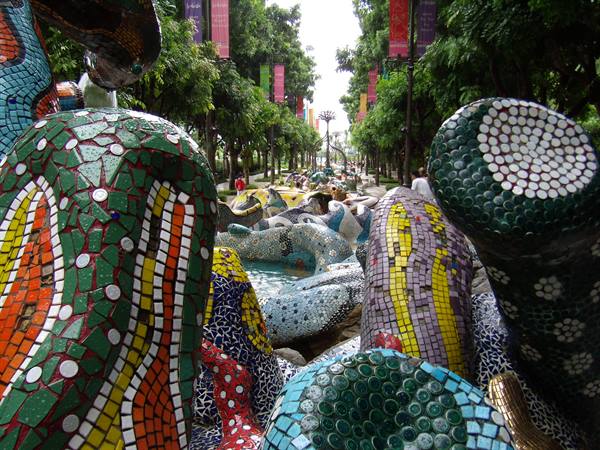 Singapore - Sentosa (under the Merlion)