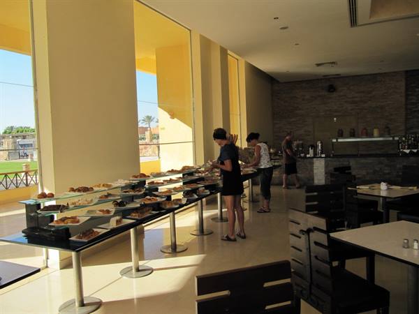 7 - Restaurant no. 2 breakfast pastry counter