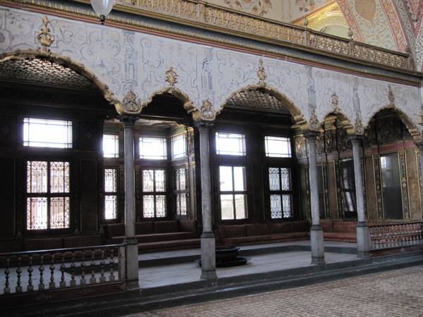 10 Topkapi Divan room