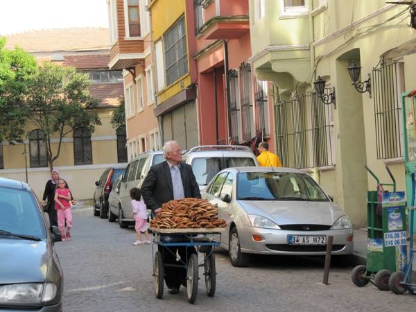 20 Bread seller