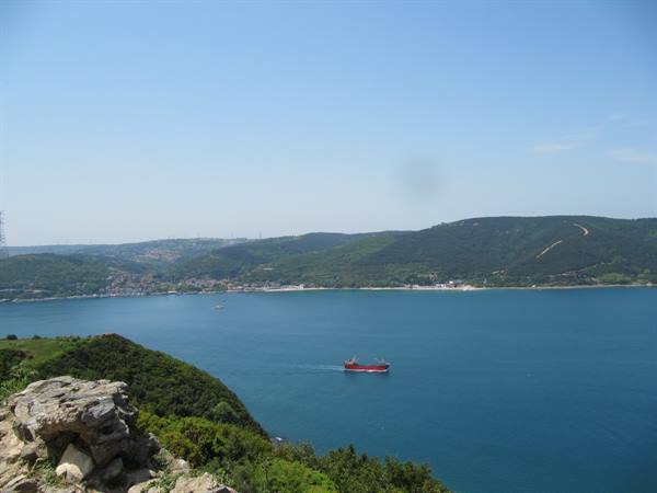 32 Sailing toward the Black Sea