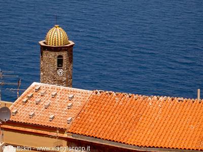 roofs and sea