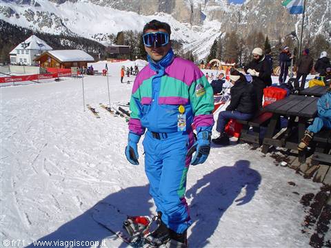 SNOWBOARD