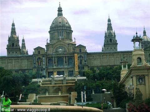 Museu Nacional d'Art de Catalunya in Barcelona, dome and steps under cloudy sky