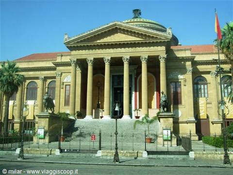 Palermo: Massimo theatre