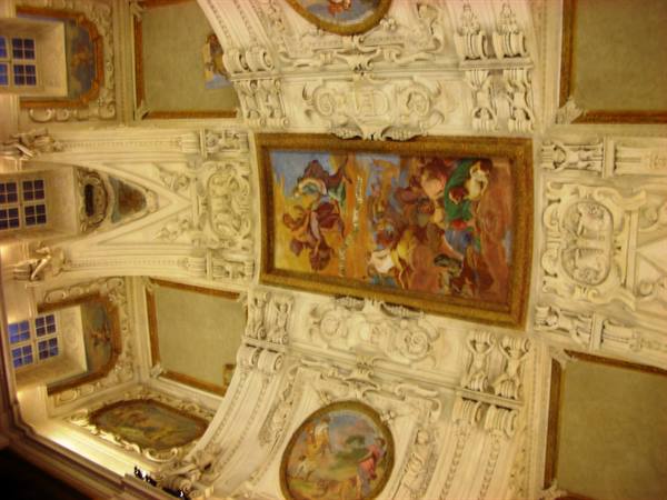 interior ceiling royal palace