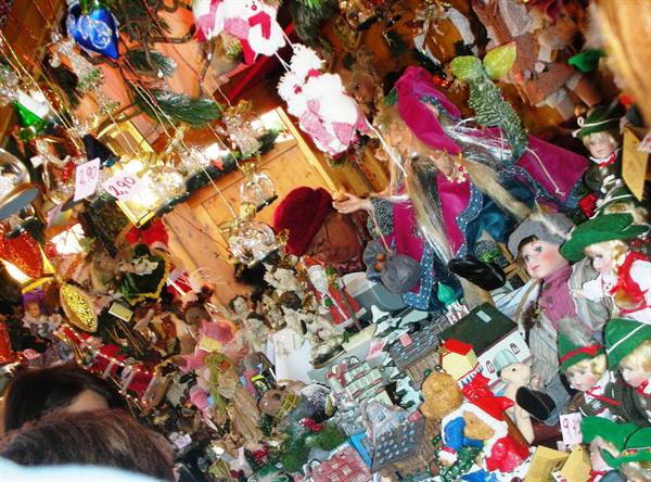 market stalls stands