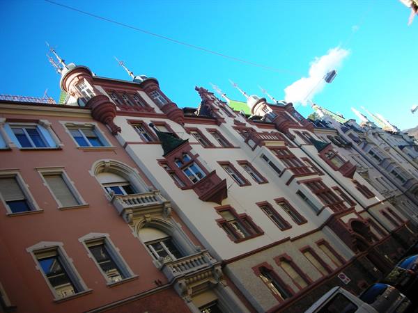houses and palaces of bolzano