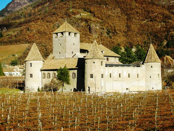 bolzano castle