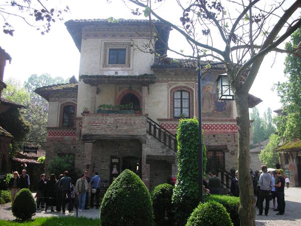frescoed homes