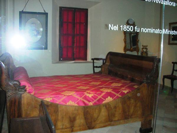 bedroom of Camillo Benso
