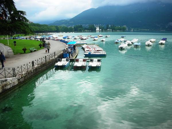 view of lake annecy, left side of the port
