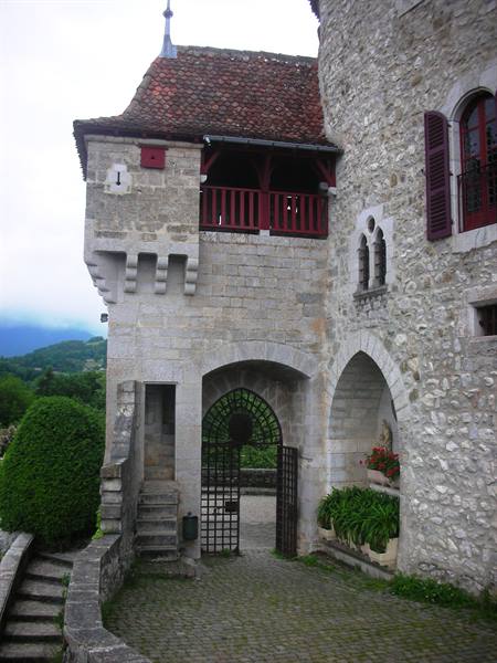 entrance to the castle