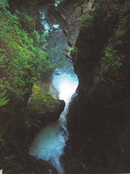 the waterfall seen from above