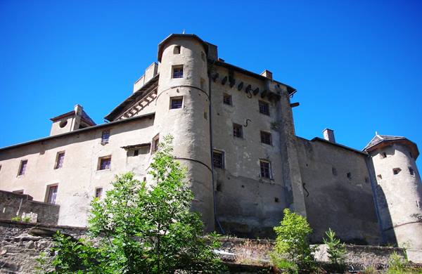 exterior fort queyras