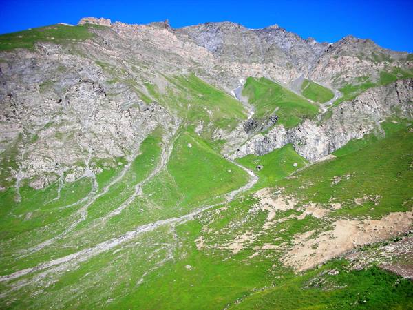 the mountains of the pass