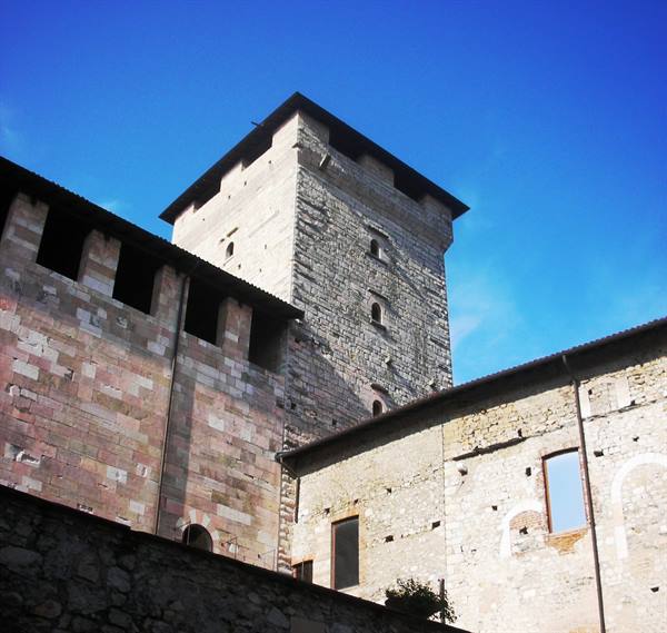 the fortress from the inner courtyard
