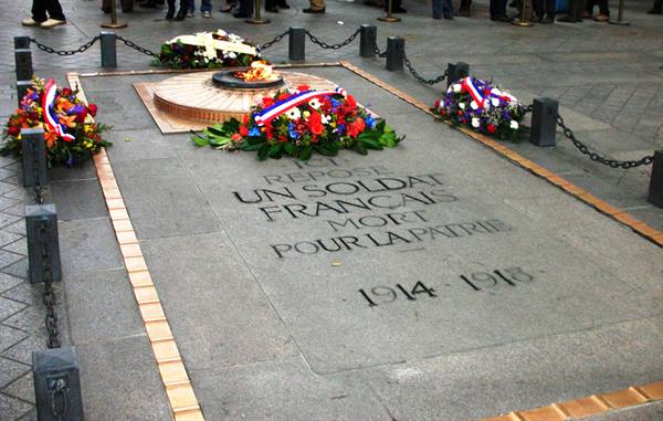 the tomb of the unknown soldier