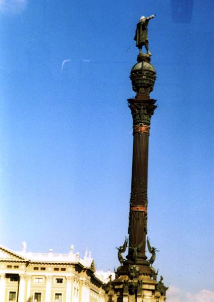 columbus column at the port