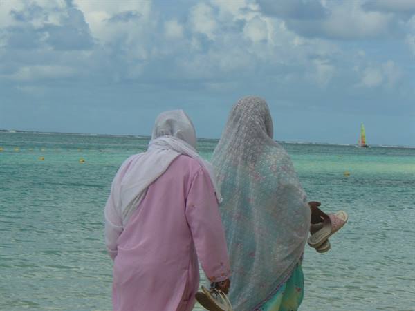 Belle Mare - Women