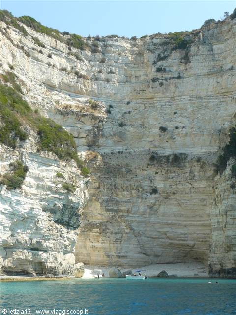 PAXI - EREMITIS BAY, West Coast