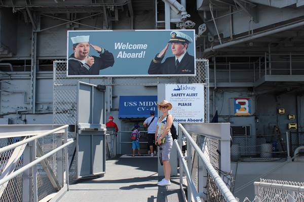 San Diego - US Midway Museum