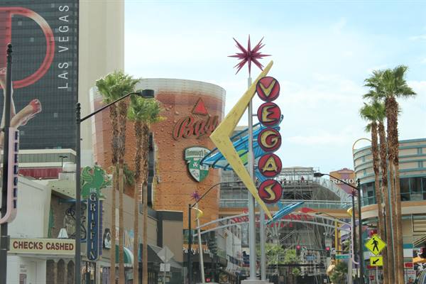 Fremont St.