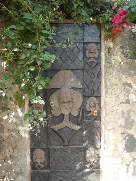 Gate of a small villa on the island of Ngor
