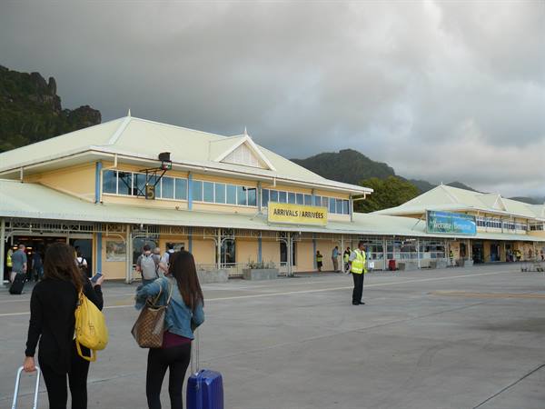Landing at Mahé airport