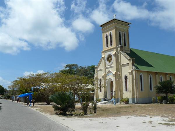 On the roads of the Island