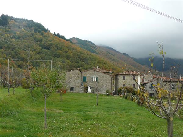 Casale hamlet, Loro Ciuffenna, Arezzo