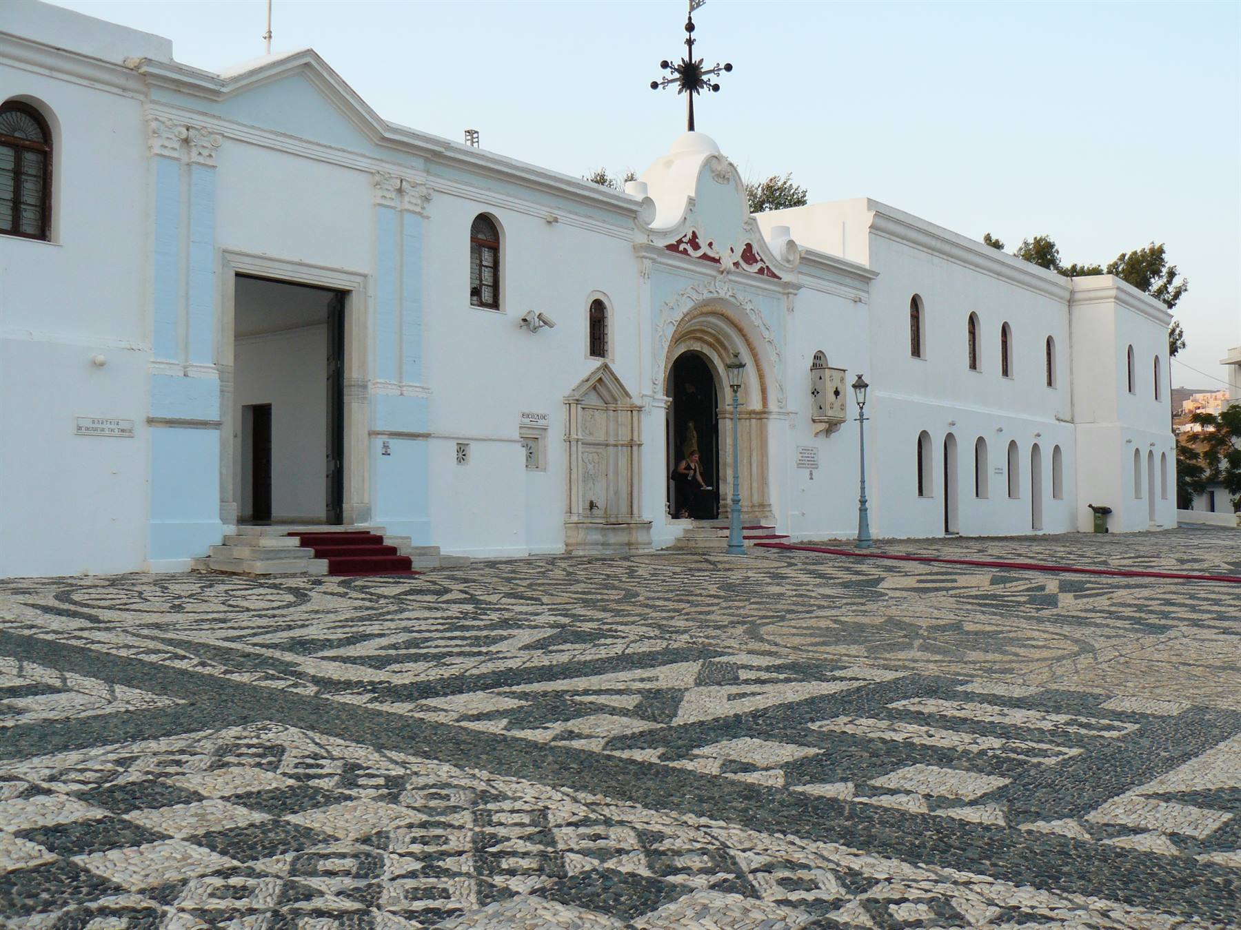 Tinos Town - Santuario della Panagia Evangelistria
