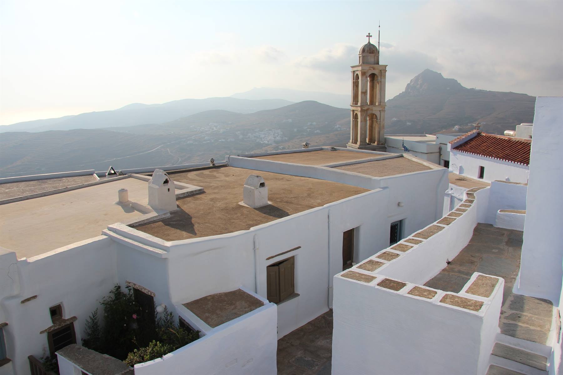 Monastiri - Il convento sul monte Kechrovouni