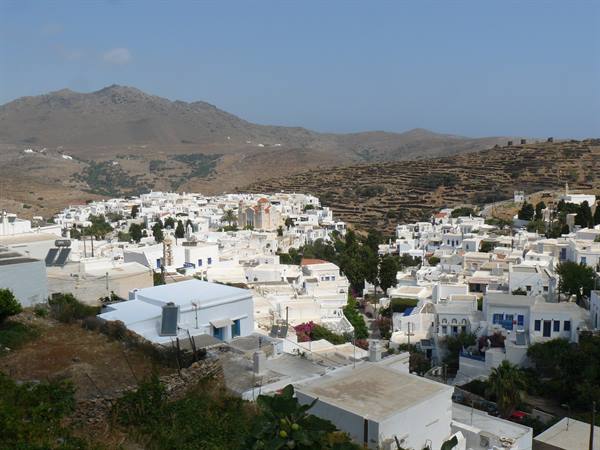 On the roads of Tinos - Pyrgos