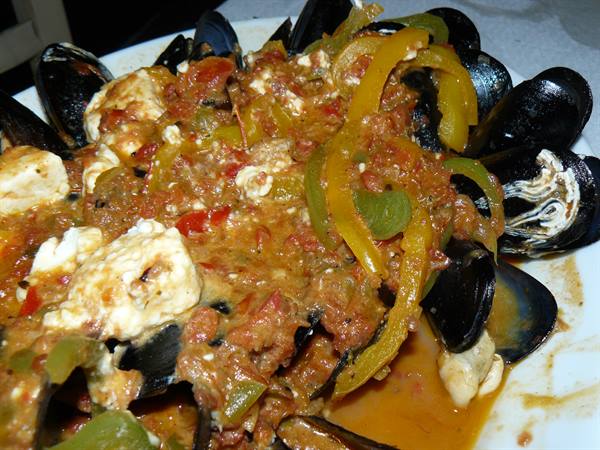 Saganaki Mussels