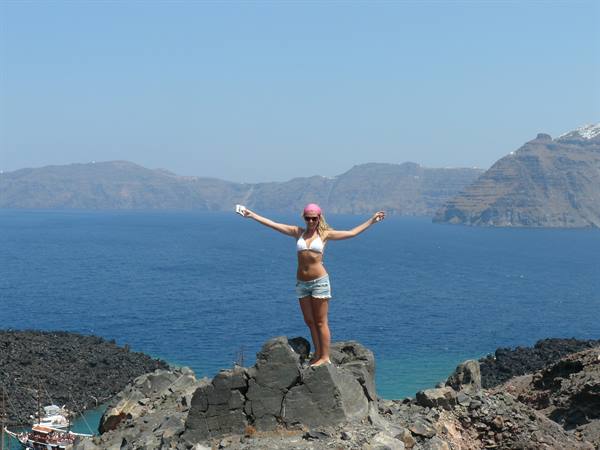 Nea Kameni - View of the caldera