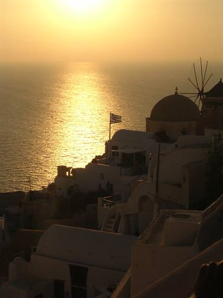 The sunset of Oia