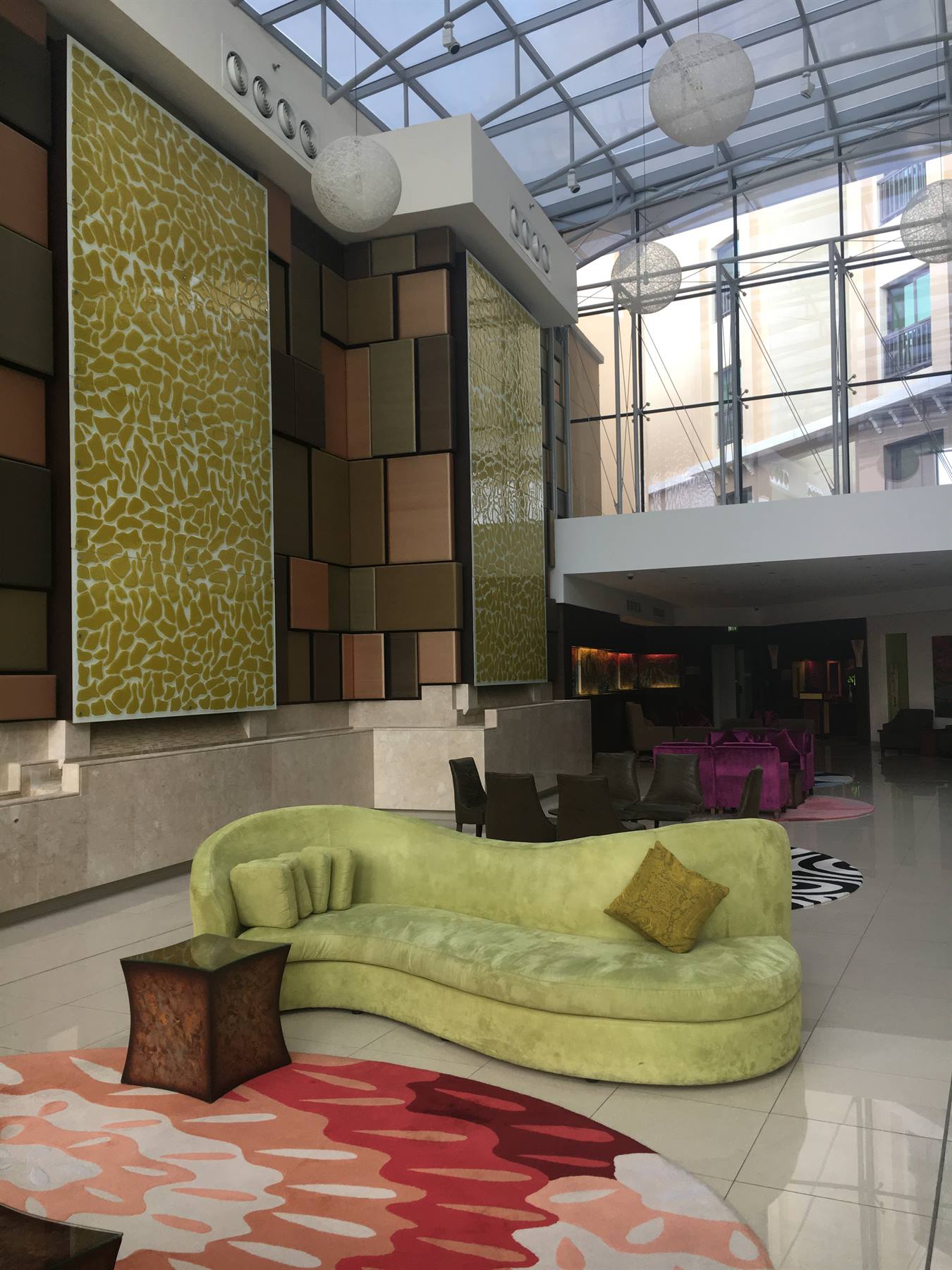 Traders Hotel Qariat al Beri