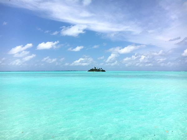 The lagoon and the deserted island