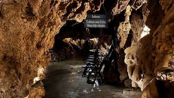 Grotta Giusti