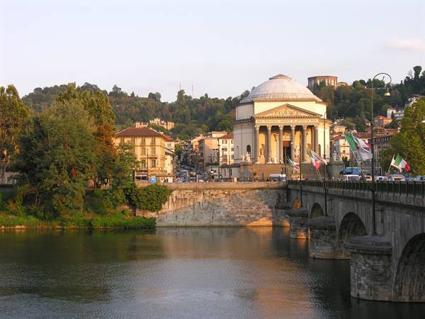 Vittorio Emanuele Bridge and the Gran Madre