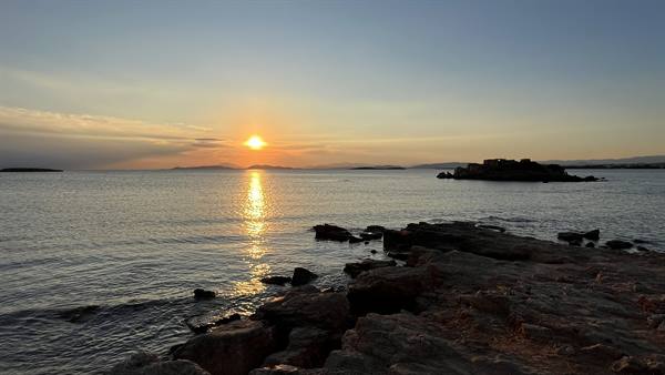 Kavouri Beach